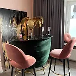 Maxima Mit Terrasse, Klimaanlage Und Sauna Appartamento
