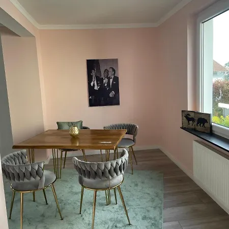 아파트 Villa Maxima Mit Terrasse, Klimaanlage Und Sauna 바트빌둔젠