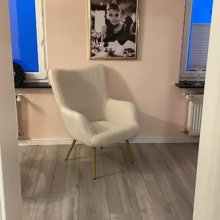 Apartment Maxima Mit Terrasse, Klimaanlage Und Sauna *