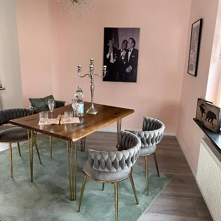 Maxima Mit Terrasse, Klimaanlage Und Sauna Apartment Bad Wildungen