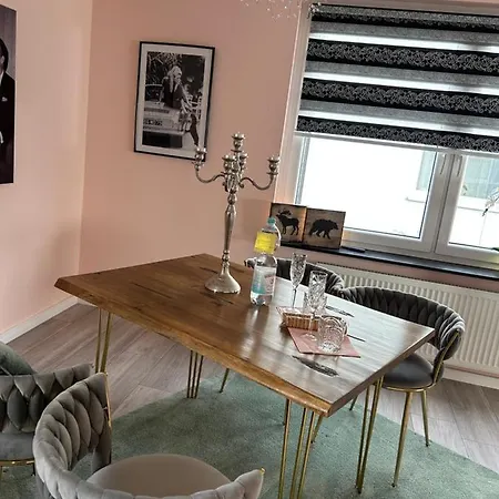 Apartment Maxima Mit Terrasse, Klimaanlage Und Sauna