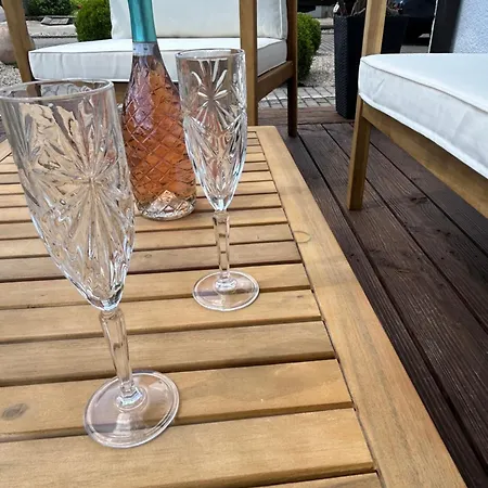 아파트 Villa Maxima Mit Terrasse, Klimaanlage Und Sauna *