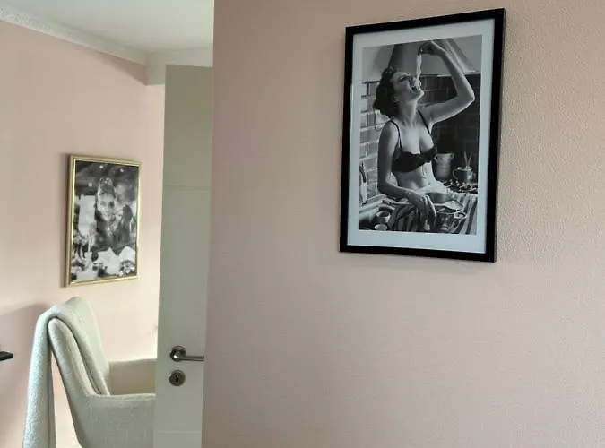 Villa Maxima Mit Terrasse, Klimaanlage Und Sauna * 바트빌둔젠